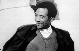 焦裕禄带娃吃瓜,一段温馨的亲子时光