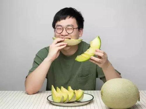 云霄阿甜吃瓜,揭秘娱乐圈幕后故事